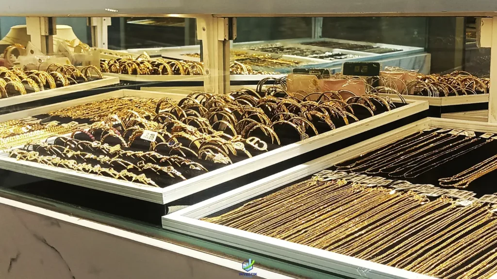 Kalyan Jewellers store image amid fall in Kalyan Jewellers shares