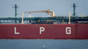 India’s LPG Supply Crisis Signals a Tough 3-4 Year Recovery